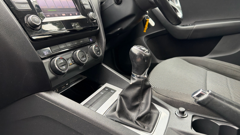 Skoda Octavia 1.6 TDI CR SE Business GreenLine III 5dr Diesel Estate